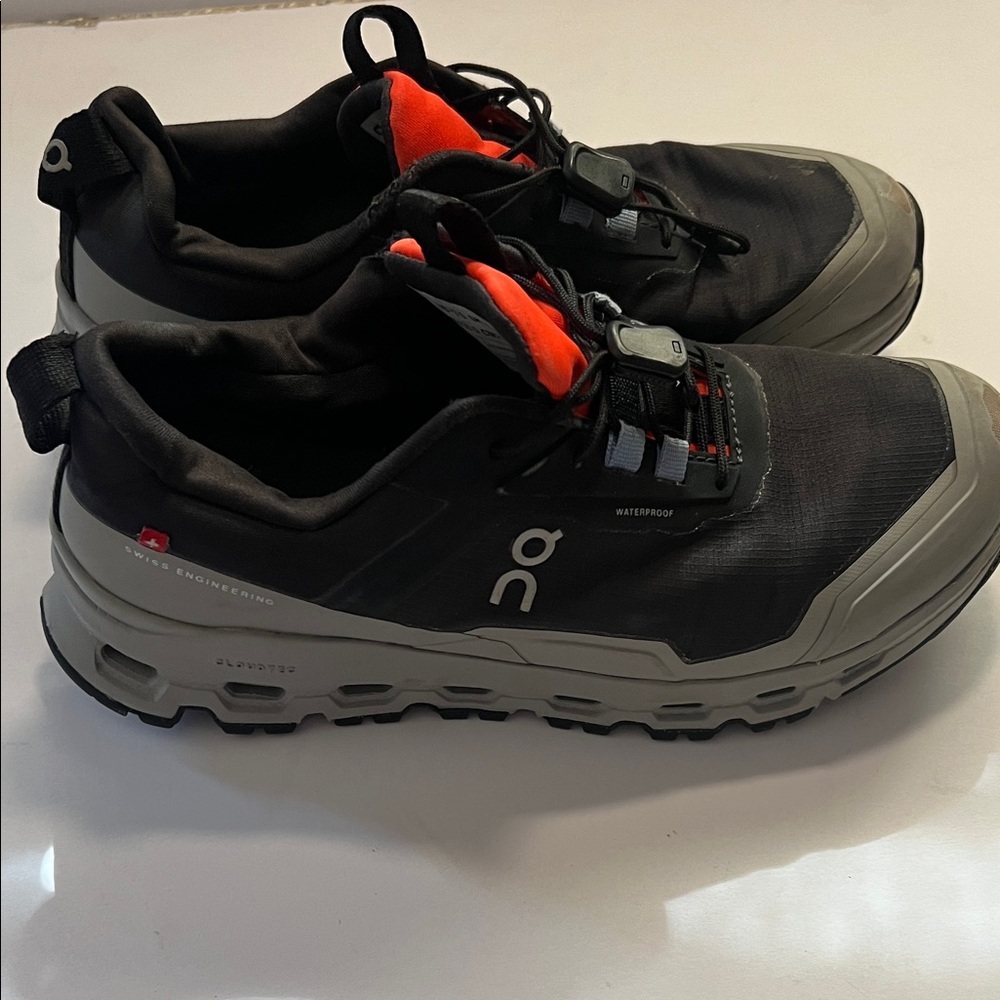 On Running Men's Black and Orange Sneakers